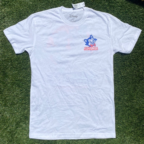 Gepetto’s Workshop “Honest Deals- No Strings Attached” T-Shirt Disney - Picture 2 of 7